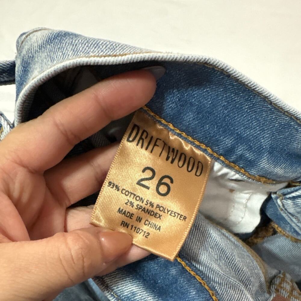 Driftwood Women’s 26 Roxy Kick Flare Cropped Jeans Distressed Embroidered Floral - Picture 9 of 12